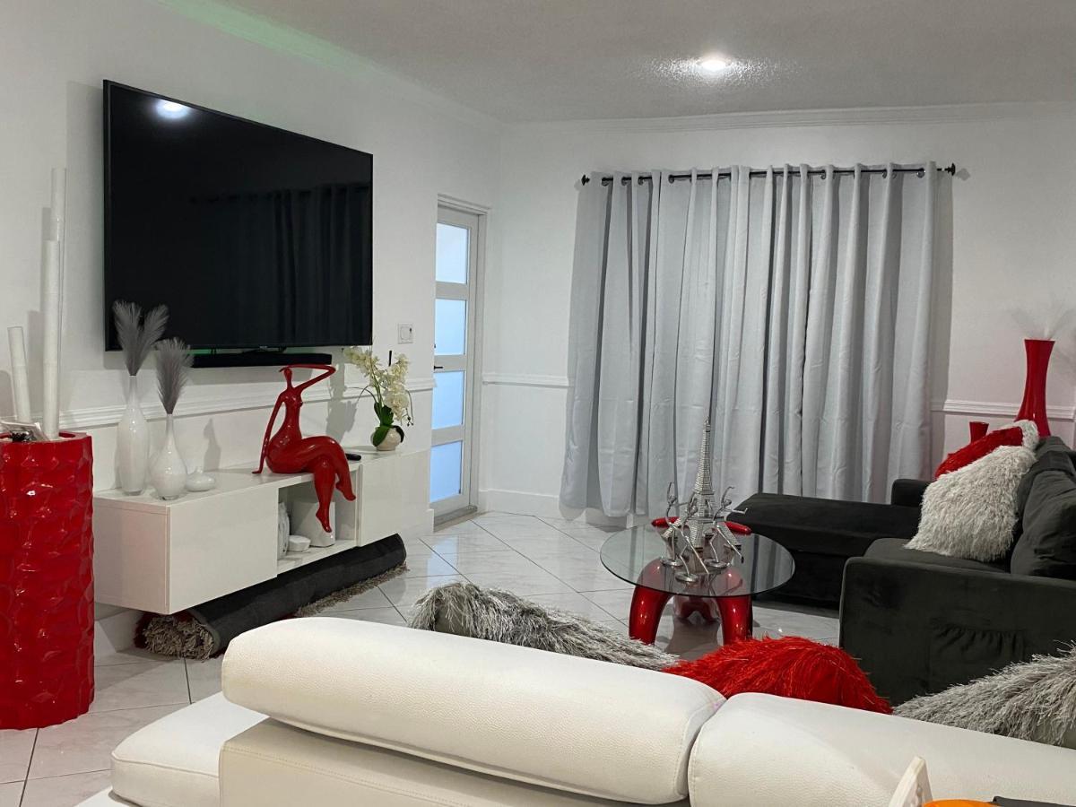 Apartmán Beautiful House 7 Min From Miami Airport W Free Parking Exteriér fotografie
